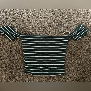 off the shoulders crop